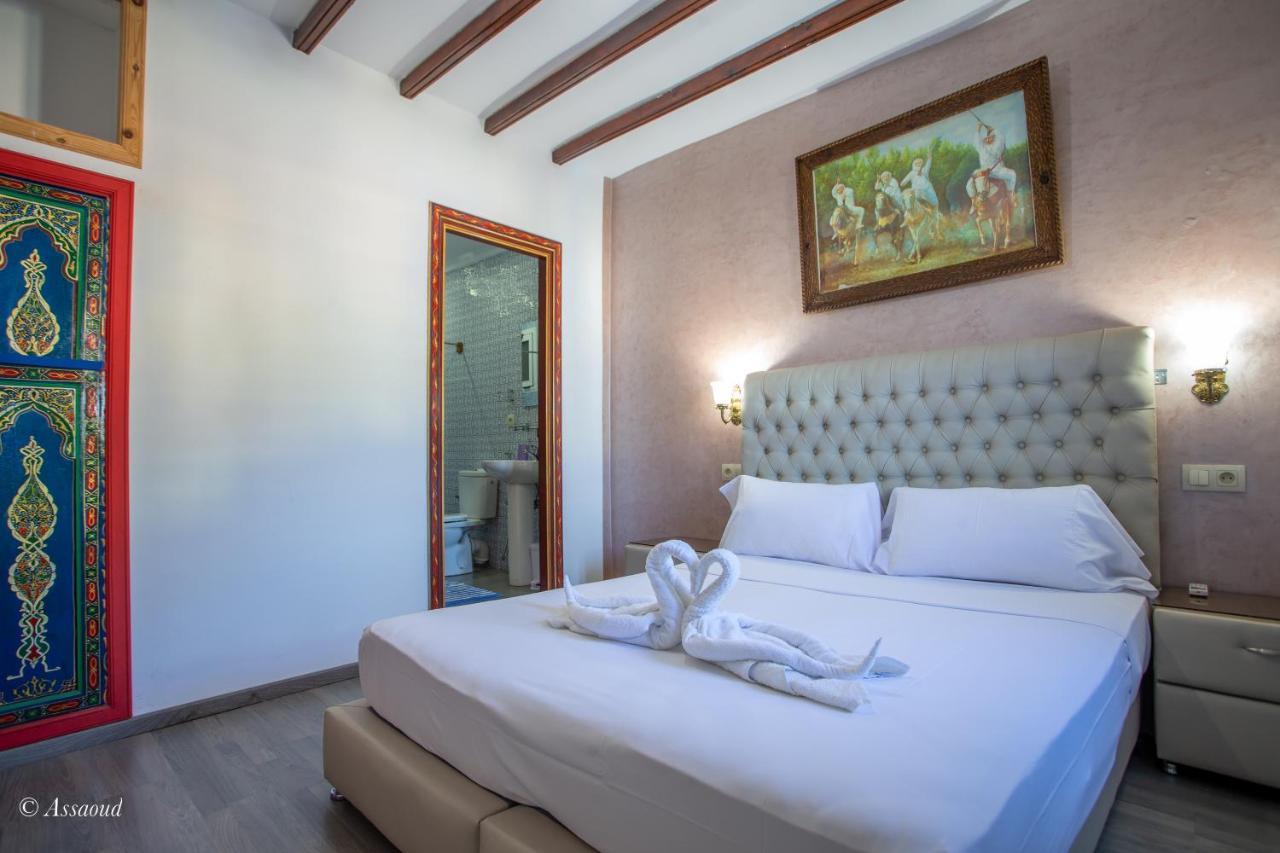 Guest House Yasmina Szafszawan Zewnętrze zdjęcie