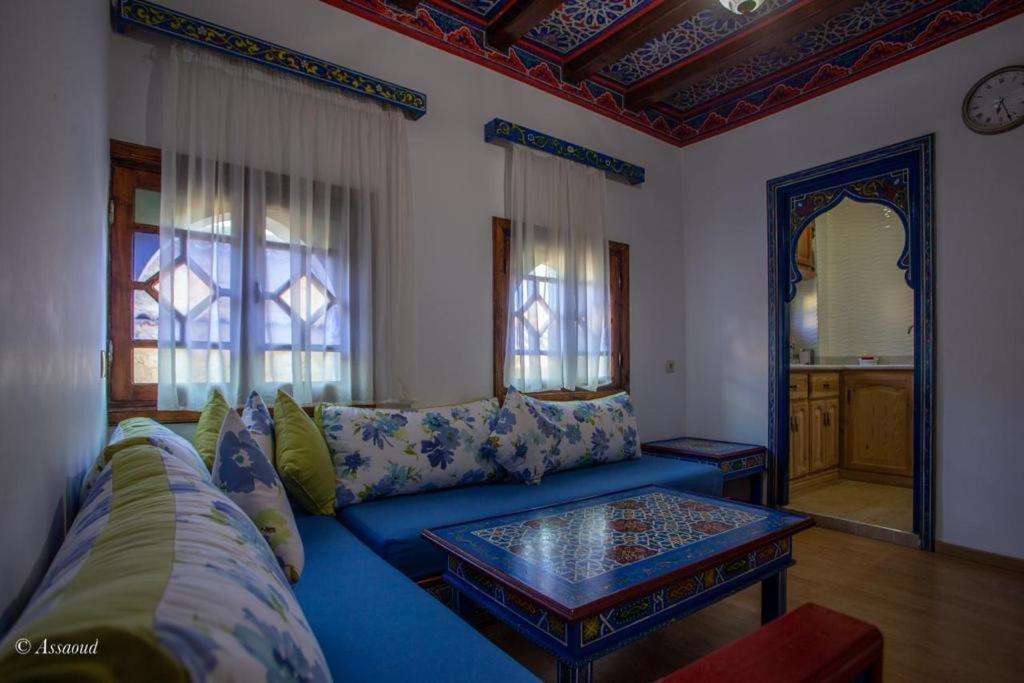 Guest House Yasmina Szafszawan Zewnętrze zdjęcie